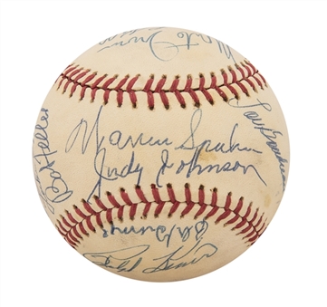 1970s Hall of Famers Multi-Signed 16 Signature ONL Feeney Baseball Including Gomez, Waner, Spahn, Feller, Kiner and More (Beckett) 
